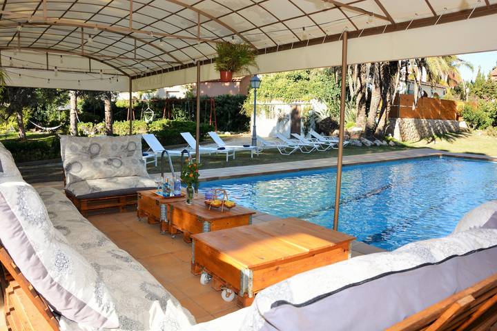 Location de vacances pour 18 personnes, avec jardin et piscine à Sitges - 4