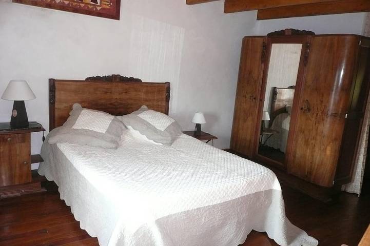 Gîte pour 6 personnes, avec jardin et terrasse à Saint-Laurent-le-Minier - 4