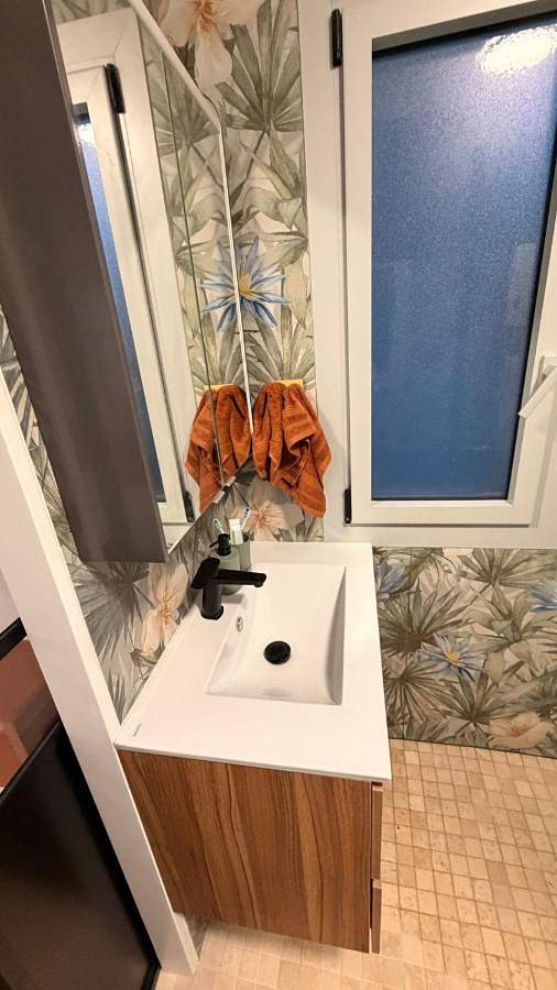 Appartement entier, Apartment with sunny terrace downtown Cannes in Cannes, Côte méditerranéenne (France)