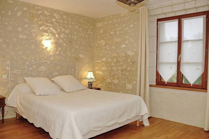 Gîte pour 4 personnes, avec Terrasse et Jardin à Cangey - 2