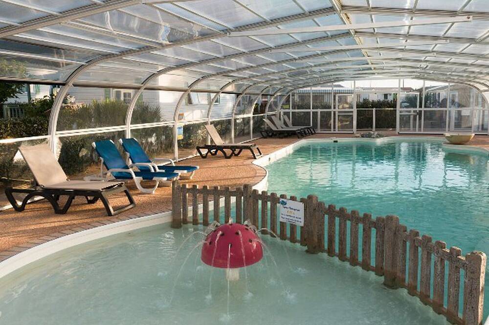 Chalet avec Terrasse - Cuisine équipée in Saint-Michel-Chef-Chef, Côte de Jade