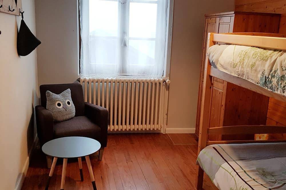 Appartement entier, Appartement entouré d'animaux de la ferme en montagne in Thollon-les-Mémises, Région de Thonon-les-Bains