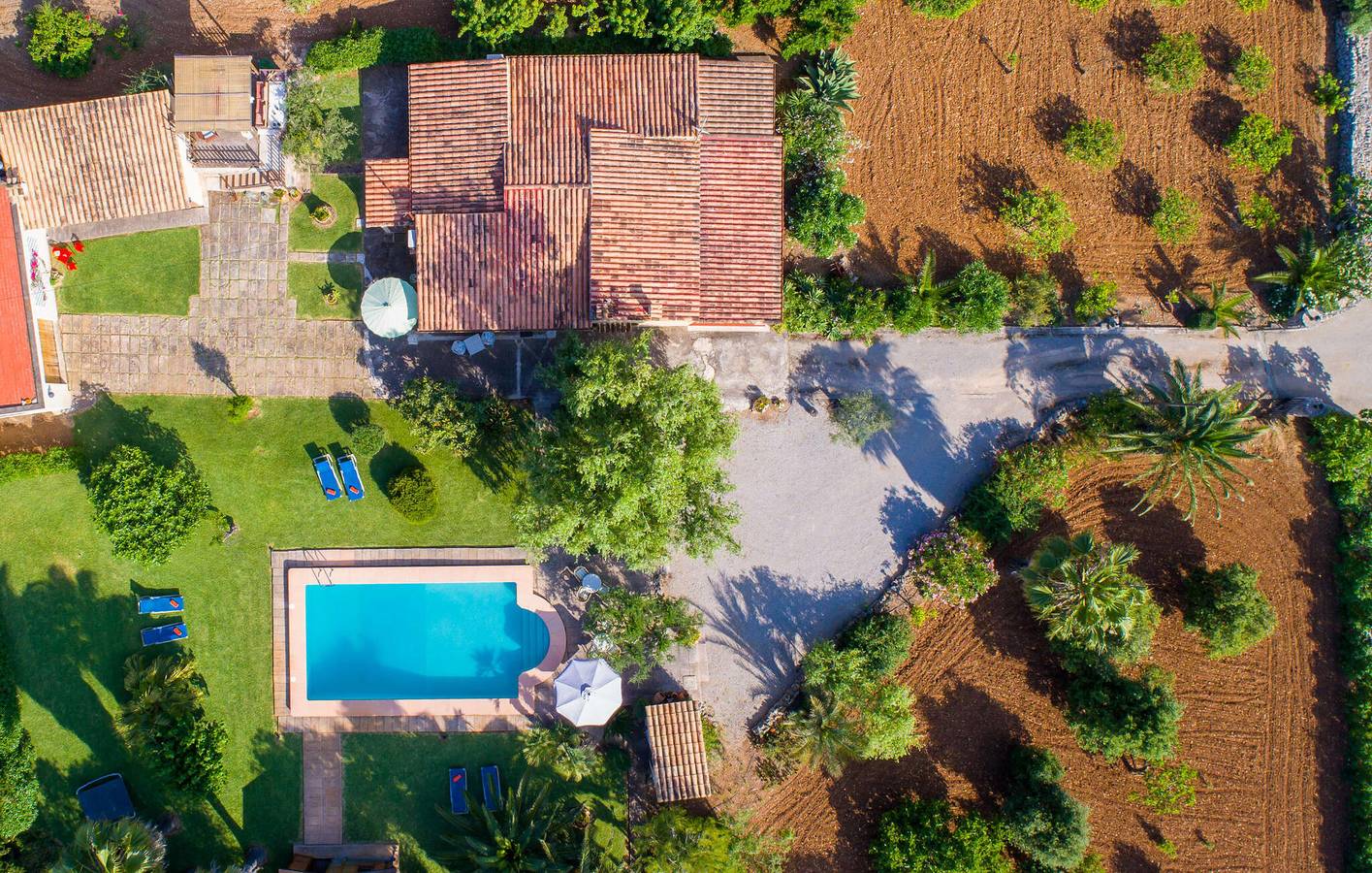Ruhiger Rückzugsort auf der Terrasse mit Pool, Grill und WiFi in Pollença, Mallorca Norden