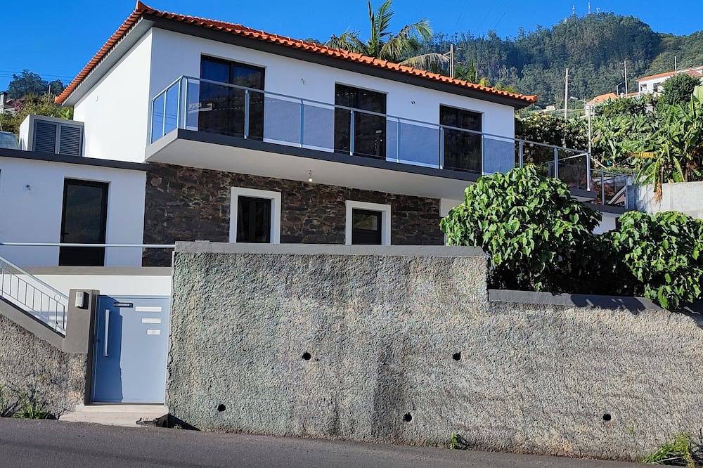 Casa vacanza a Arco da Calheta a partire da 77€ a notte
