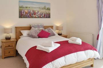 Cottage for 6 People in Plymouth, South West England, Photo 1