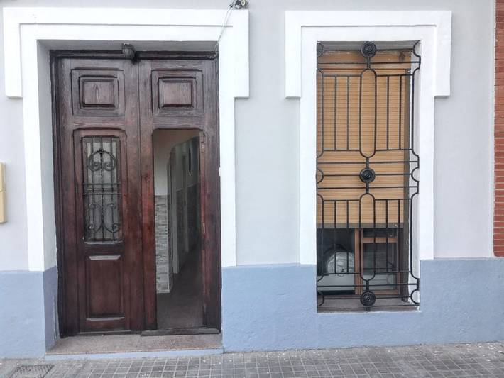 Vacation rental for 8 people, with terrace in Valencia