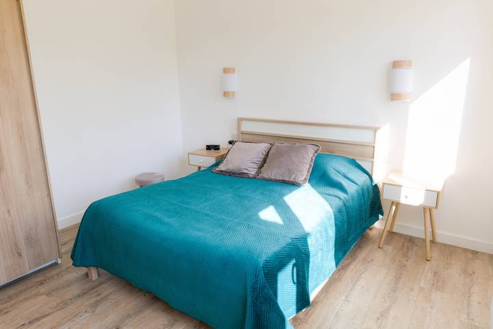 Jolie maison avec jardin, 8 adultes 2 enfants in Plobannalec-Lesconil, Côte de Cornouaille