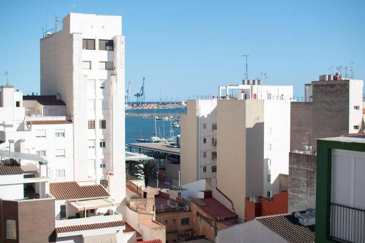 Gîte pour 4 personnes, avec terrasse et vue dans el Grau de Castelló - 2