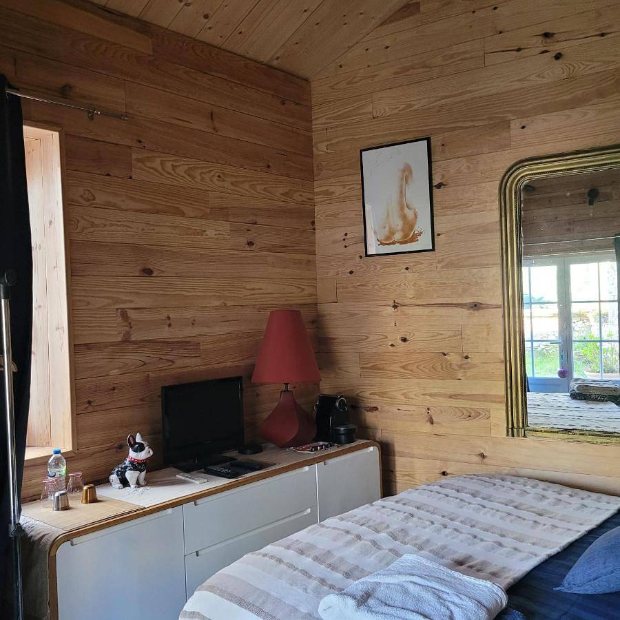 Double Room in Cély, Parc naturel régional du Gâtinais français