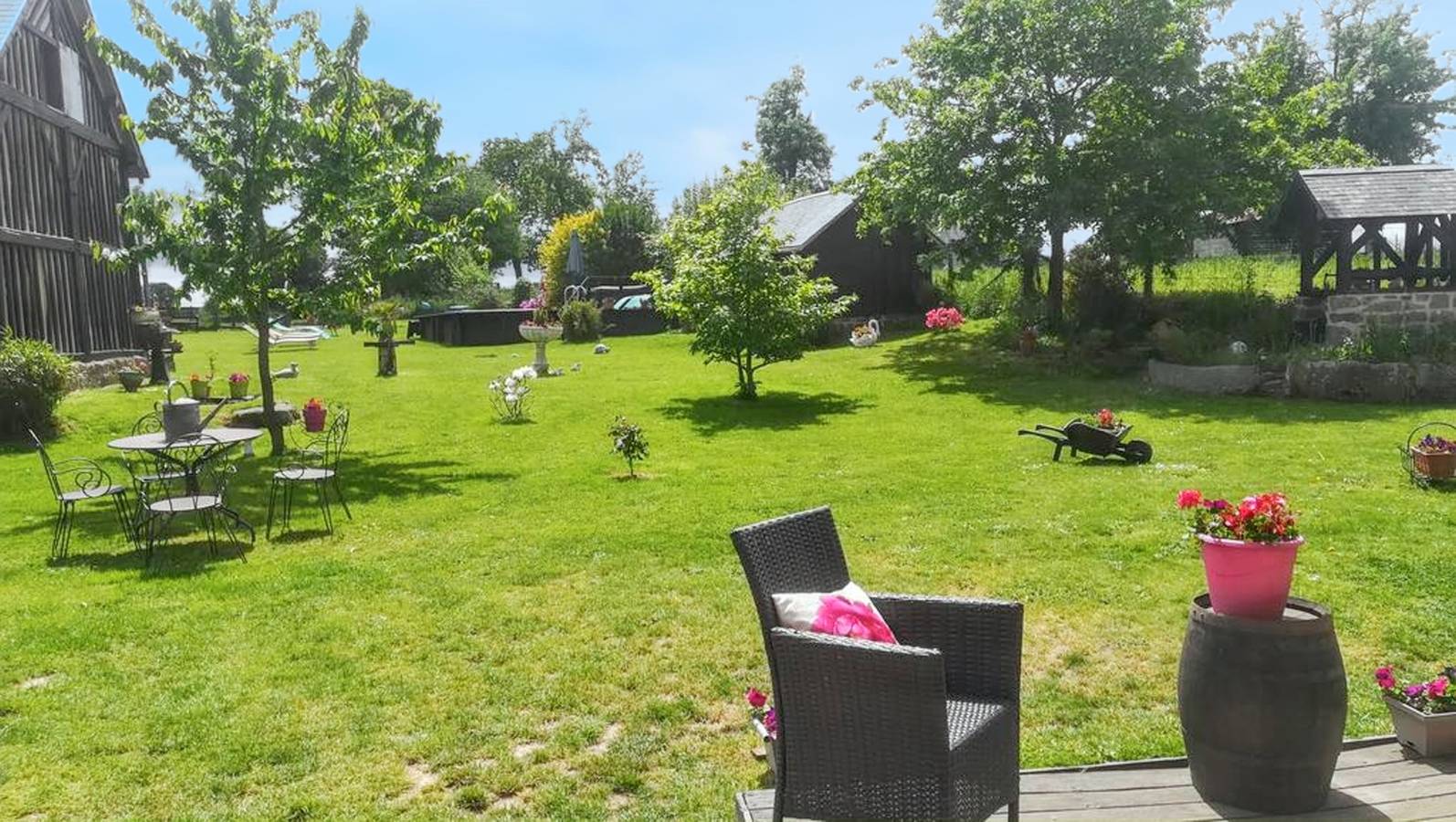Maison charmante à Notre-Dame-du-Touchet avec piscine partagée in Mortain-Bocage, Région d'Avranches