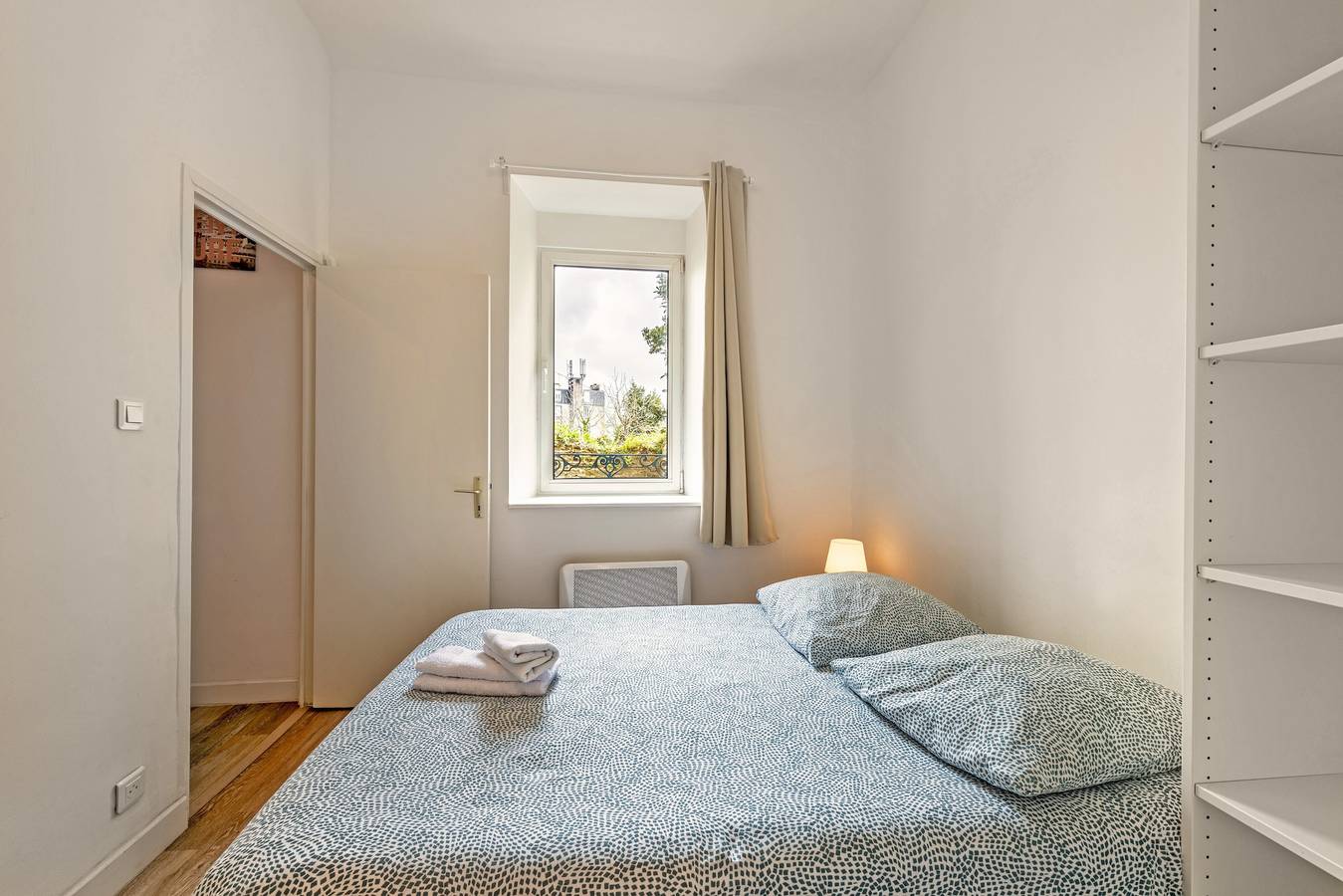 Ganze Wohnung, Ferienwohnung 'Les Capucins - T2 Tout Confort' mit privater Terrasse, privatem Garten und Wlan in Brest, Brest und Umgebung