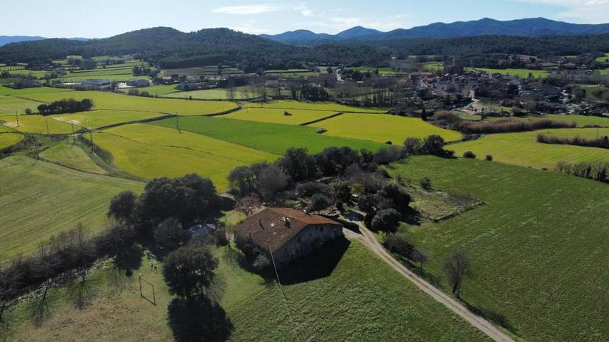 Casa rural para 2 personas, con Terraza y Jardín además de Piscina y Vistas en Celrá - 4