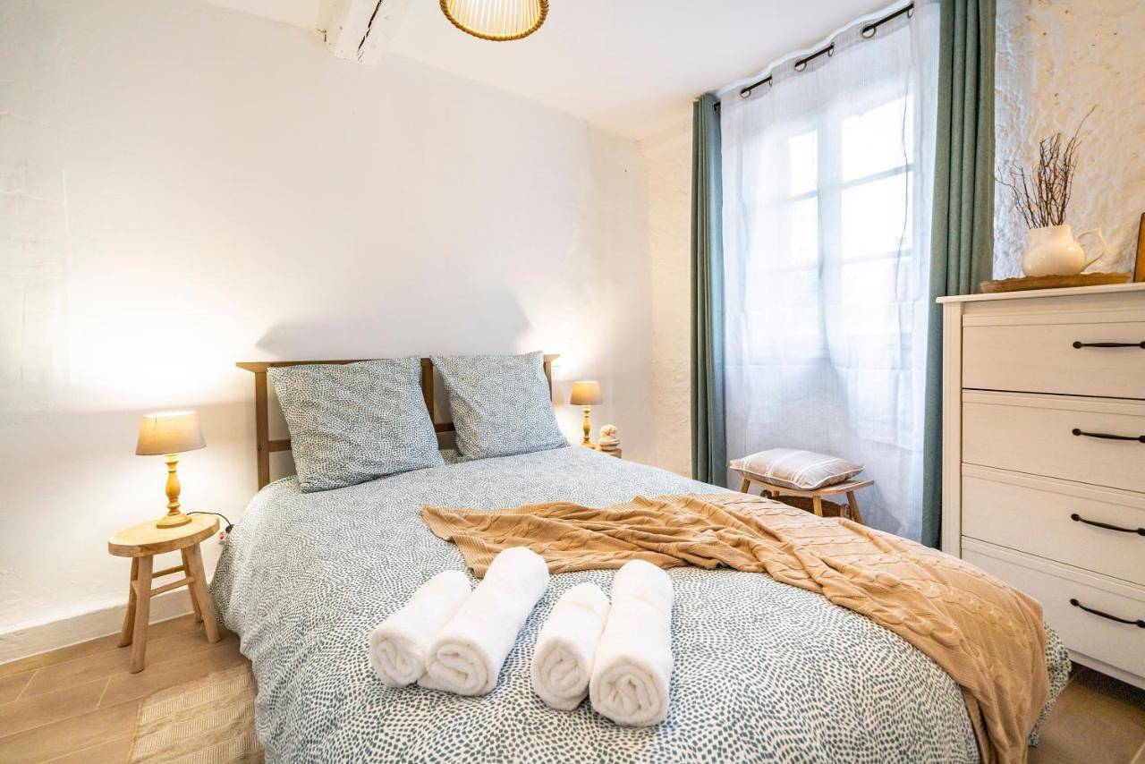 Appartement entier, One-Bedroom Apartment in Seillans, Région de Draguignan