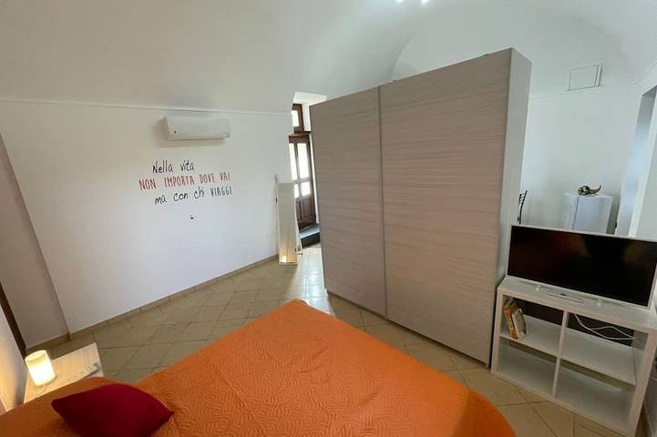 Apartamento entero, Sweet Sun Studio Apartment – Cozy Comfort Just Minutes from Sorrento ☀️🏡 in Meta, Provincia de Nápoles