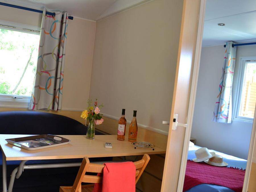 Flower Camping Le Saint Michelet - Mobilheim 5 personen - 2 Zimmer Domino Standard 24m² ohne Klimaanlage in Goudargues, Nimes und Umgebung