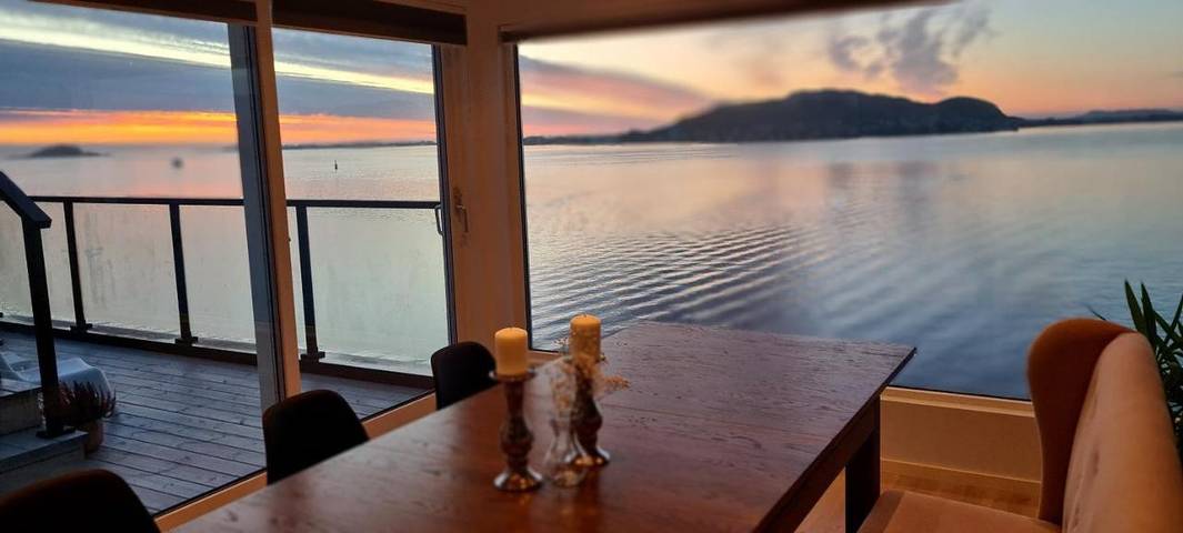 Villa for 9 personer, med balkong og utsikt i Norge