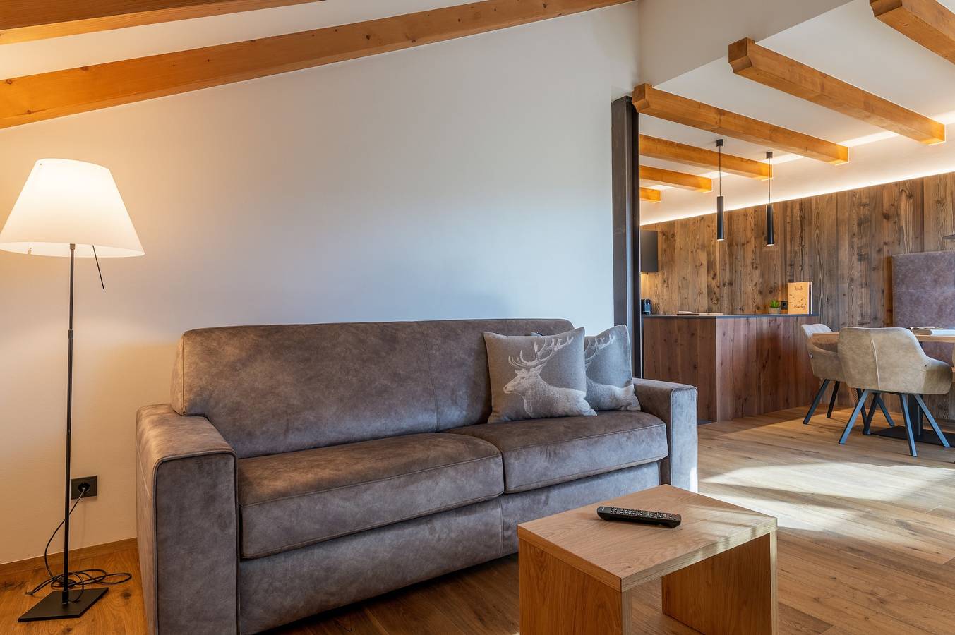 Ganze Wohnung, Ferienwohnung 'Sonne' mit Bergblick, privatem Garten und Wlan in Ums, Völs am Schlern