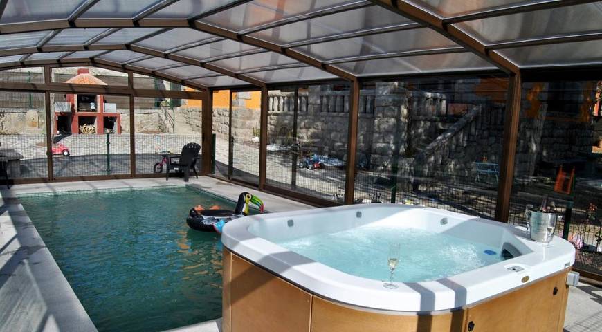 Casa de vacaciones para 18 personas, con jardín además de piscina y jacuzzi en Provincia de Madrid - 3