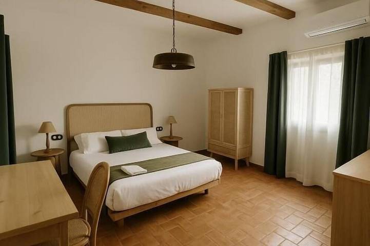 Apartamento entero, Espacio Sangha Entero 13 Habitaciones. in Mora (Toledo), Provincia de Toledo