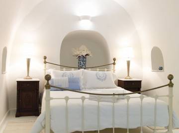 Villa for 6 People in Ormos Ammoudiou, Oia, Photo 2