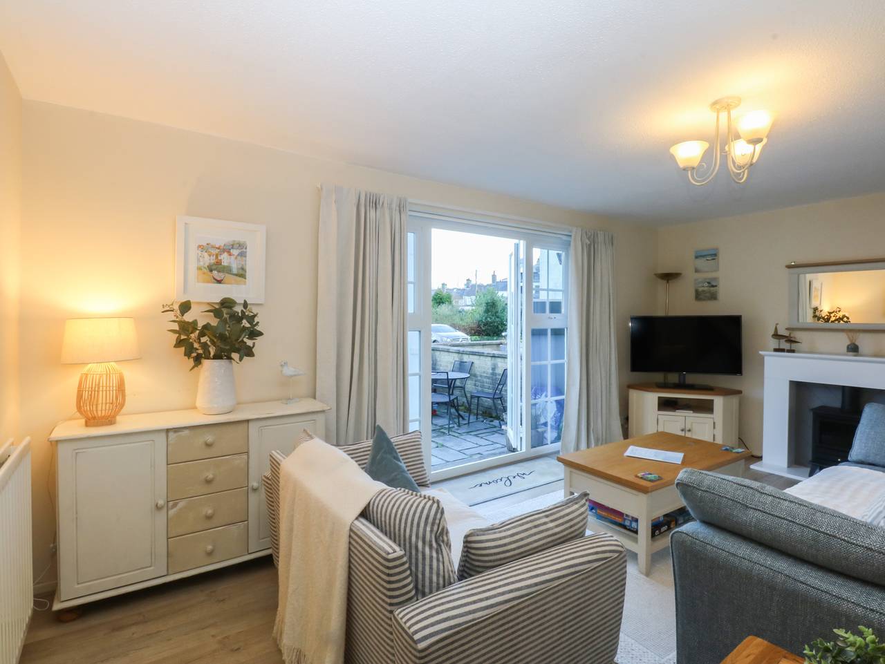 The Cottage On The Green in Borth-y-Gest, Snowdonia