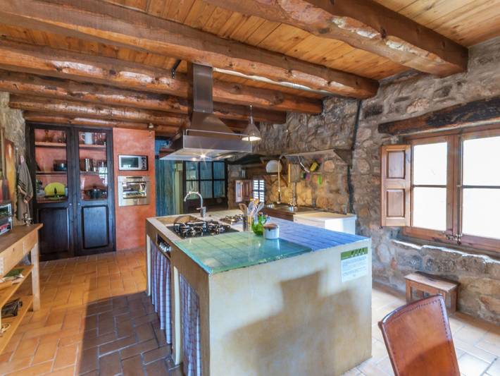 Granja para 6 personas, con jardín además de piscina y terraza, Familias con niños en Anoia (España) - 4