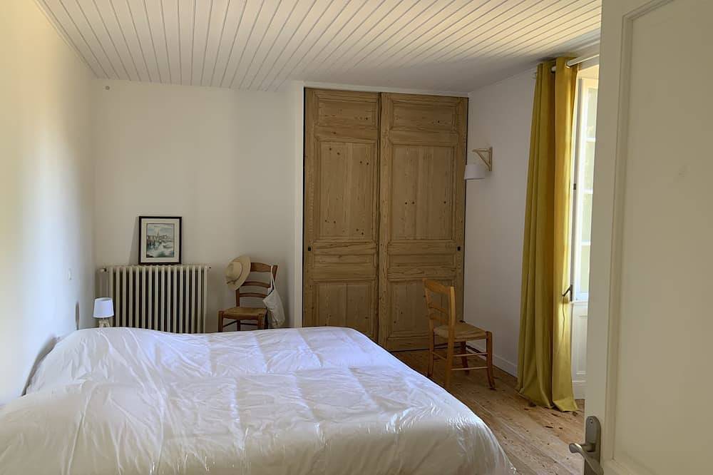 Beautiful character property in Kercabellec in Mesquer, Côte d'Amour