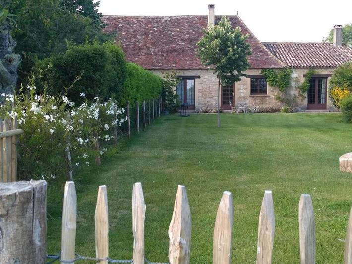 Location de vacances pour 4 personnes, avec jardin à Saint-Capraise-de-Lalinde - 3
