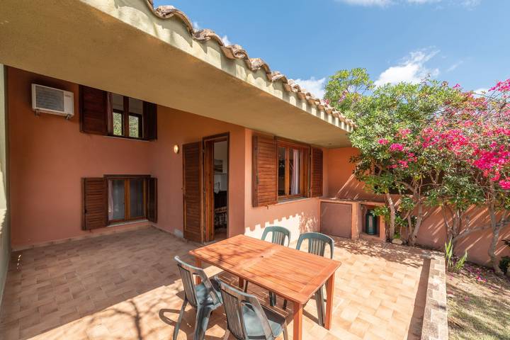 Villa pour 7 personnes, avec jardin, animaux acceptés à Villasimius - 4