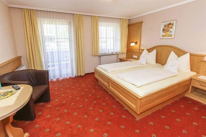 Ferienwohnung für 2 Personen, mit Balkon und Terrasse in Sankt Martin bei Lofer - 4