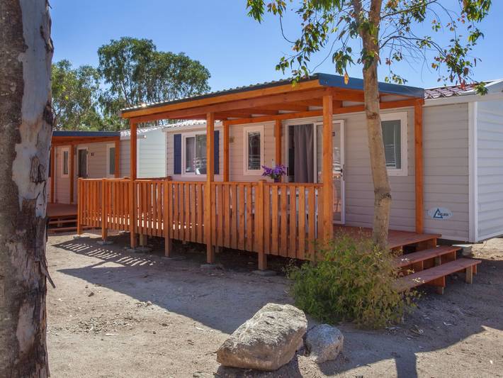 Ferienhaus für 4 Personen, mit Terrasse und Kinderpool, mit Haustier in Palau (Sardinien)