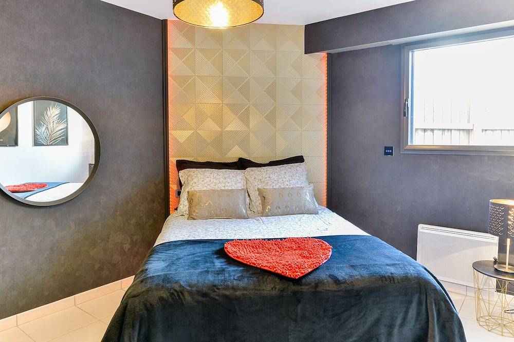 Apartamento entero, Historic center of Clisson with indoor spa in Clisson, Nantes region