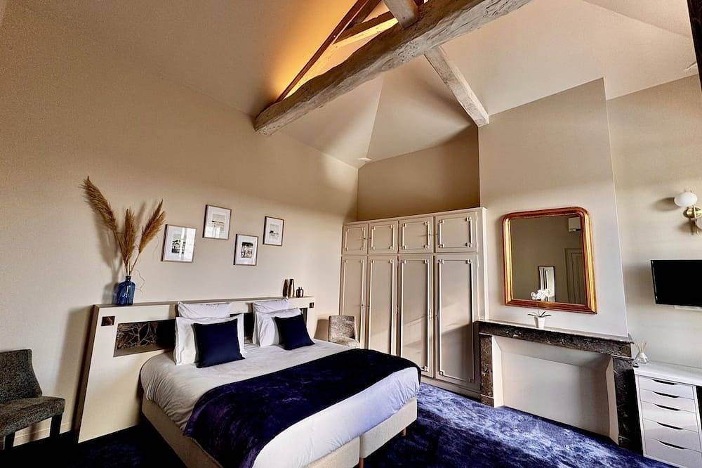 Suite 2 bedrooms King size beds 180x200 in Saint-Sulpice-de-Faleyrens, Libourne region
