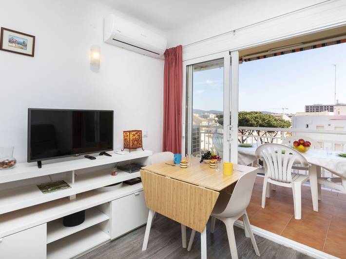 Ferienwohnung für 4 Personen, mit Terrasse und Garten in Calonge - 3