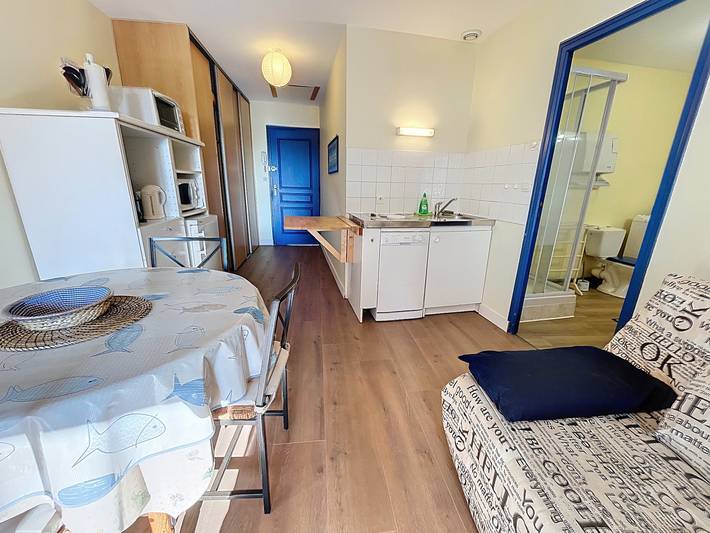 Ganze Wohnung, Zentrale Wohnung in Granville mit Aufzug, Wlan und in Strandnähe in Granville, Côte de la Déroute