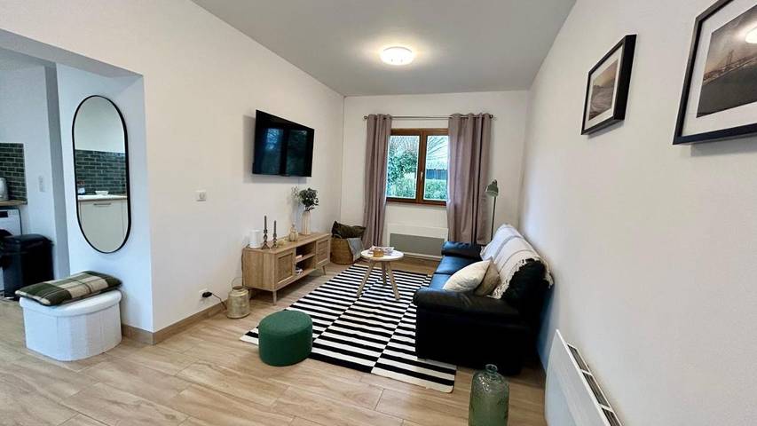 Location de vacances pour 4 personnes, avec jardin et vue à Ponthoile - 2