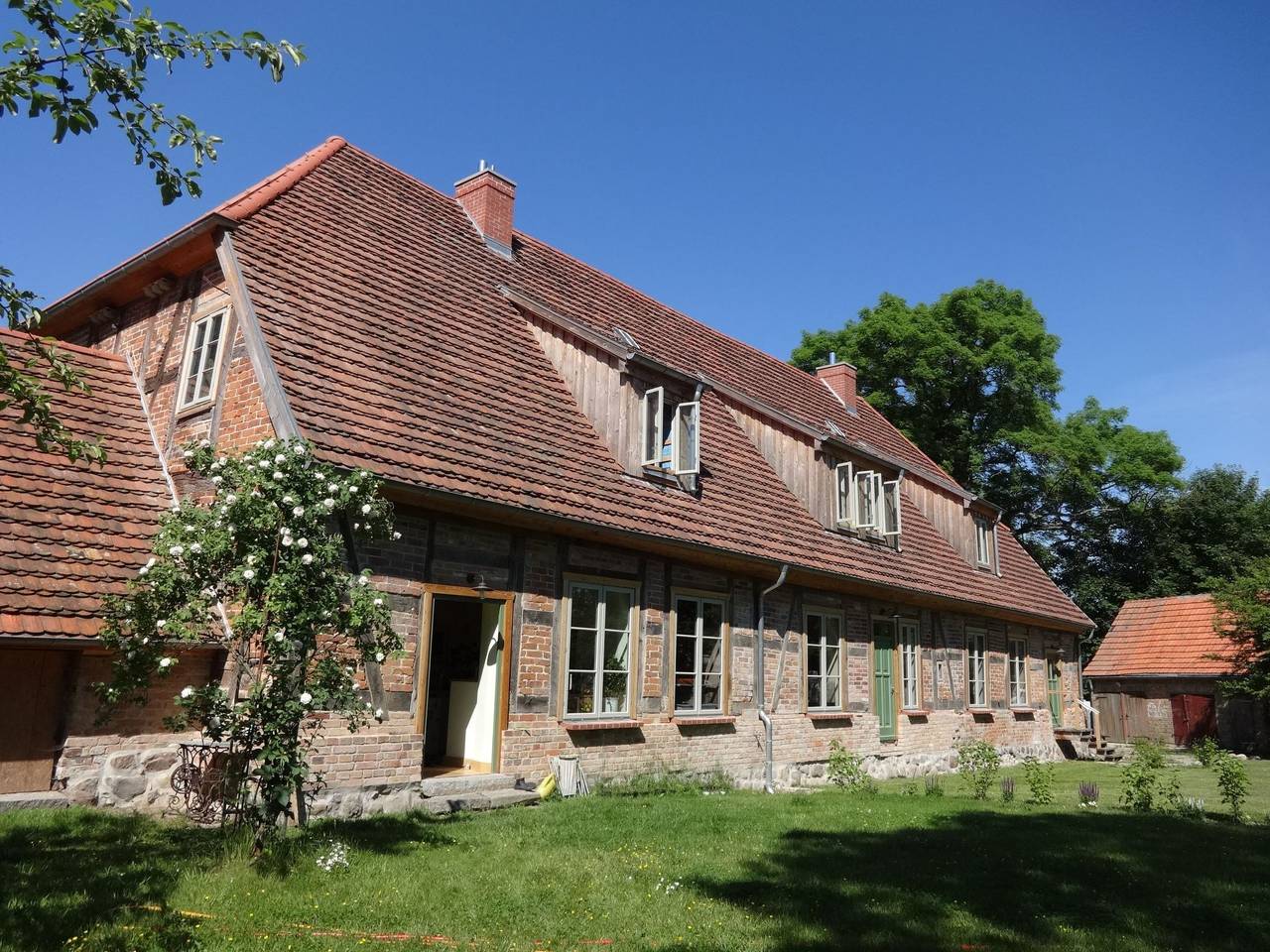 Ganze Wohnung, Pastor Becker in Dummerstorf, Rostock und Umgebung