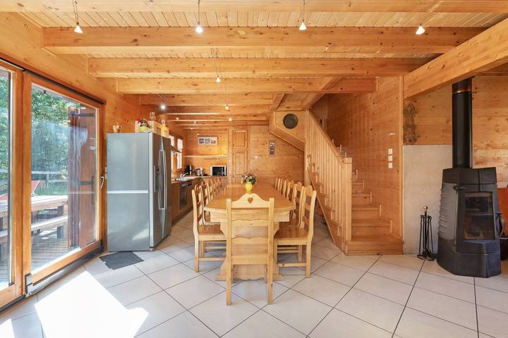 Chalet 'Deux Grands Chalets Communicants' avec vue sur la montagne, piscine partagée et Wi-Fi in Les Orres, Parc national des Écrins