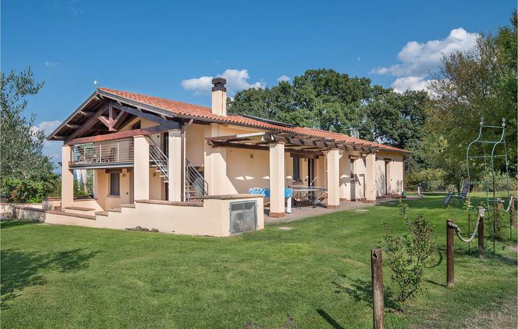 Ferienhaus für 15 Personen am Bolsenasee
