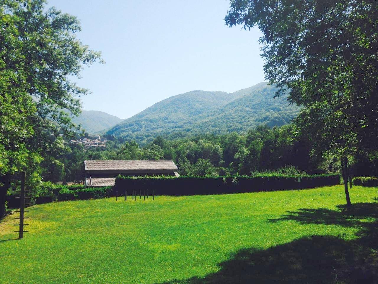 Camping Le Castella in Luzenac, Pyrénées