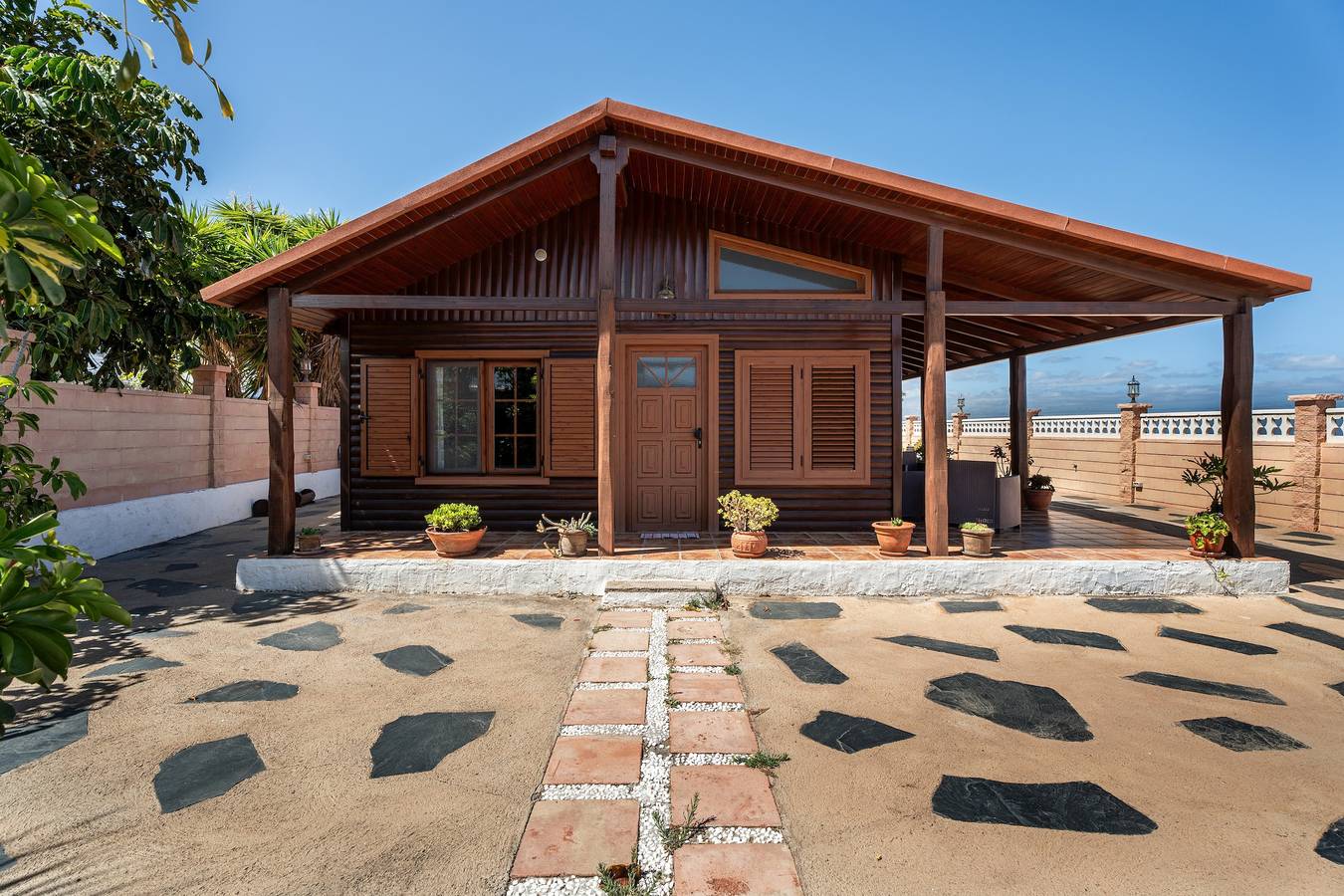 Vacation Home "La Molineta" with Mountain View, Pool, Garden, Terrace & Wi-Fi in La Hidalga, Arafo region