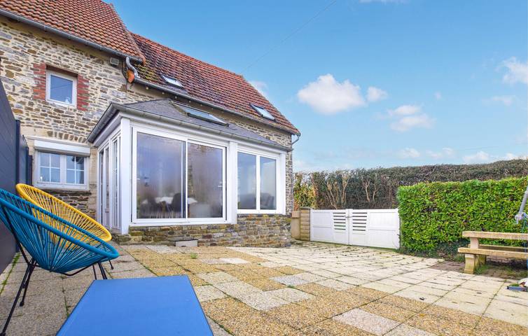 Location de vacances pour 4 personnes, avec jardin et terrasse à Saint-Lô-d'Ourville - 2