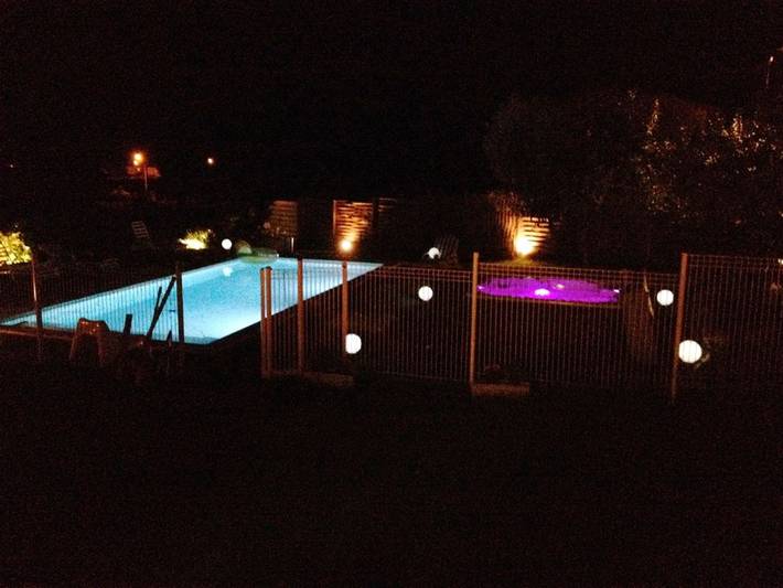 Villa refinada en Foix – Piscina y jacuzzi in Foix, Ariège