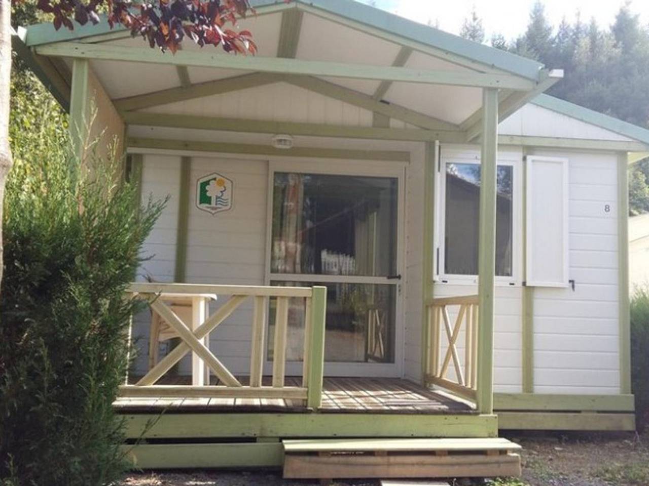 Chalet Familial - 4 Pers. avec Terrasse in Chazelles-sur-Lyon, Montbrison
