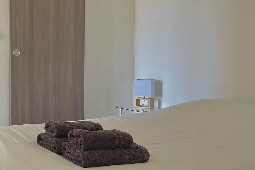Entire apartment, Bellavista #2 x Parking in Arromanches-les-Bains, Bayeux region