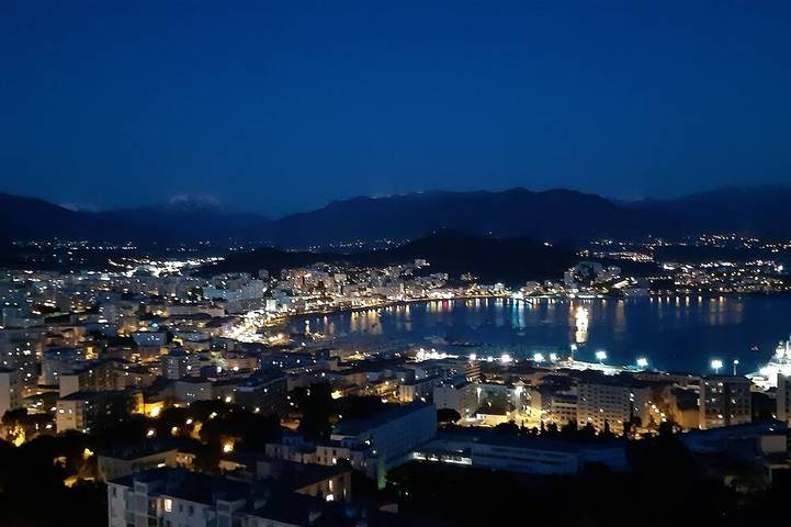 Maison de vacances pour 10 personnes, avec jardin à Ajaccio