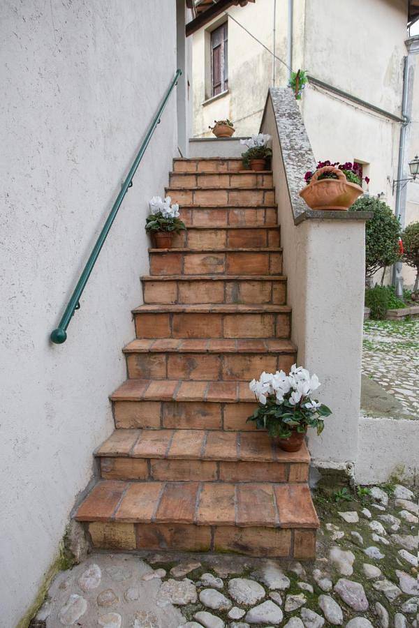 Location de vacances pour 7 personnes, avec vue et balcon à Collevecchio - 2