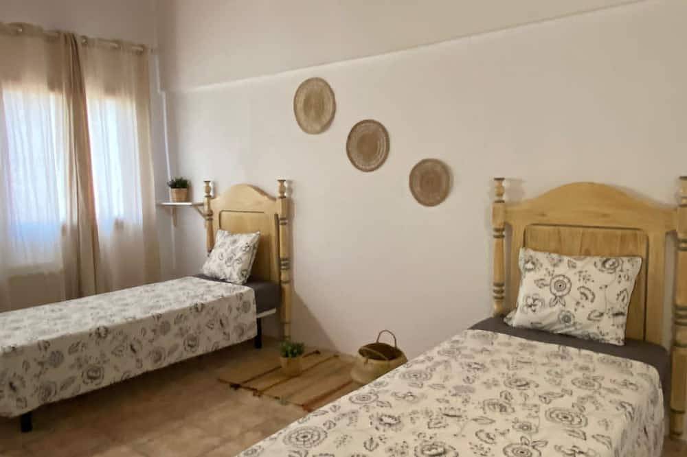 Holiday Home 'The Paradise' with Mountain View, Private Terrace and Wi-Fi in Ses Rotgetes de Canet, Esporles