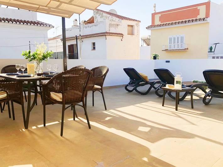 Apartment for 6 people, with terrace in Nerja Centre