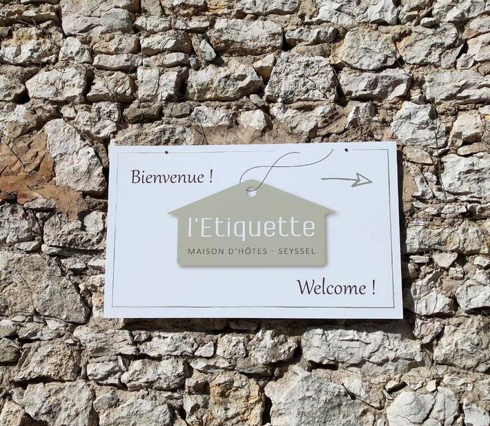 Location de vacances pour 2 personnes, avec sauna et jardin ainsi que jacuzzi et terrasse à Seyssel - 2